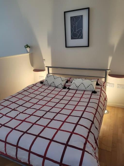 Lovely Spacious Studio Flat In City Centre. Birmingham Kültér fotó