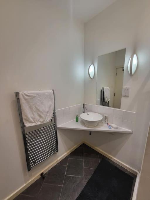 Lovely Spacious Studio Flat In City Centre. Birmingham Kültér fotó